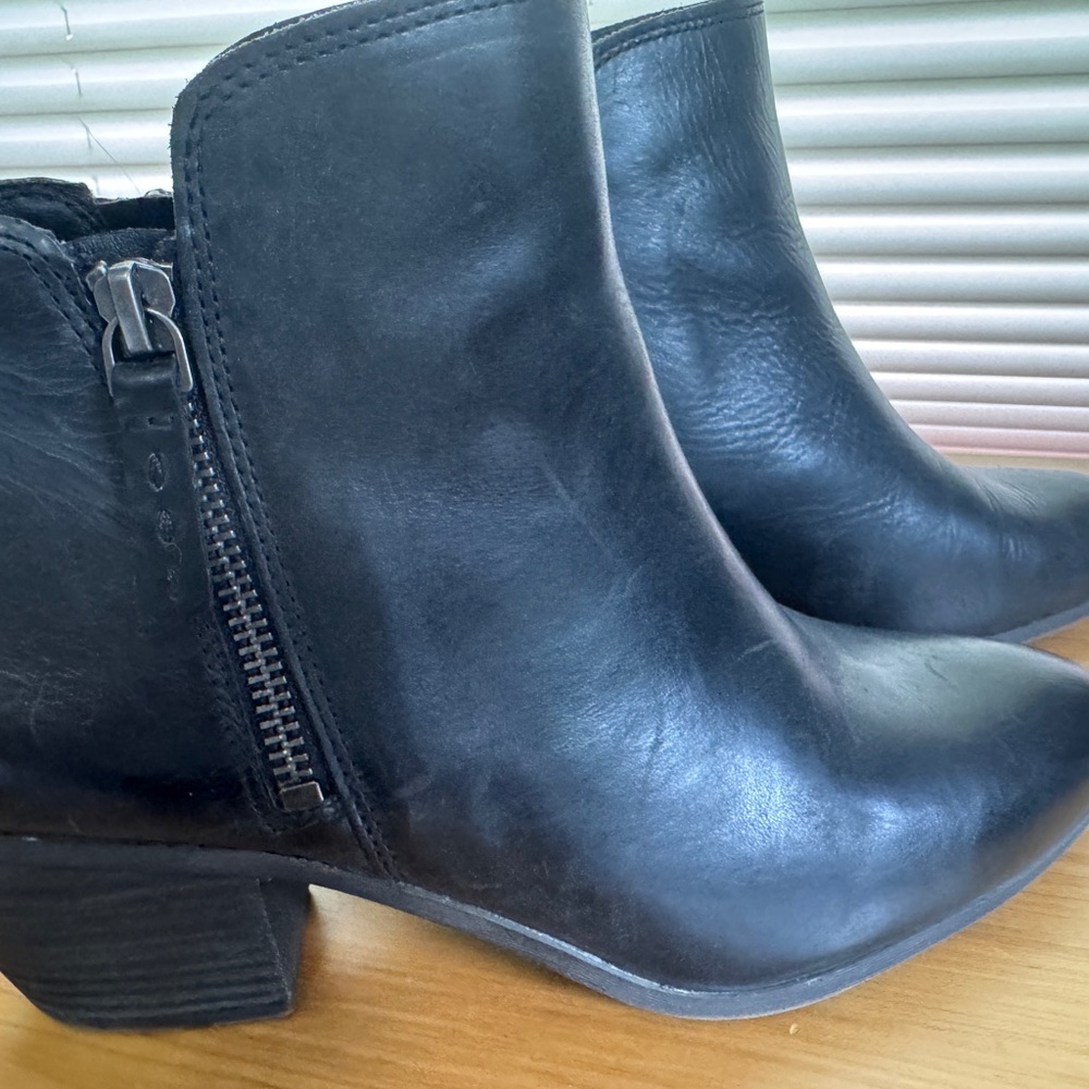 FRYE JUDITH Womens Sz 9 Double Zip Black Ankle Boots Like New MAKE FAIR OFFER - Picture 6 of 11